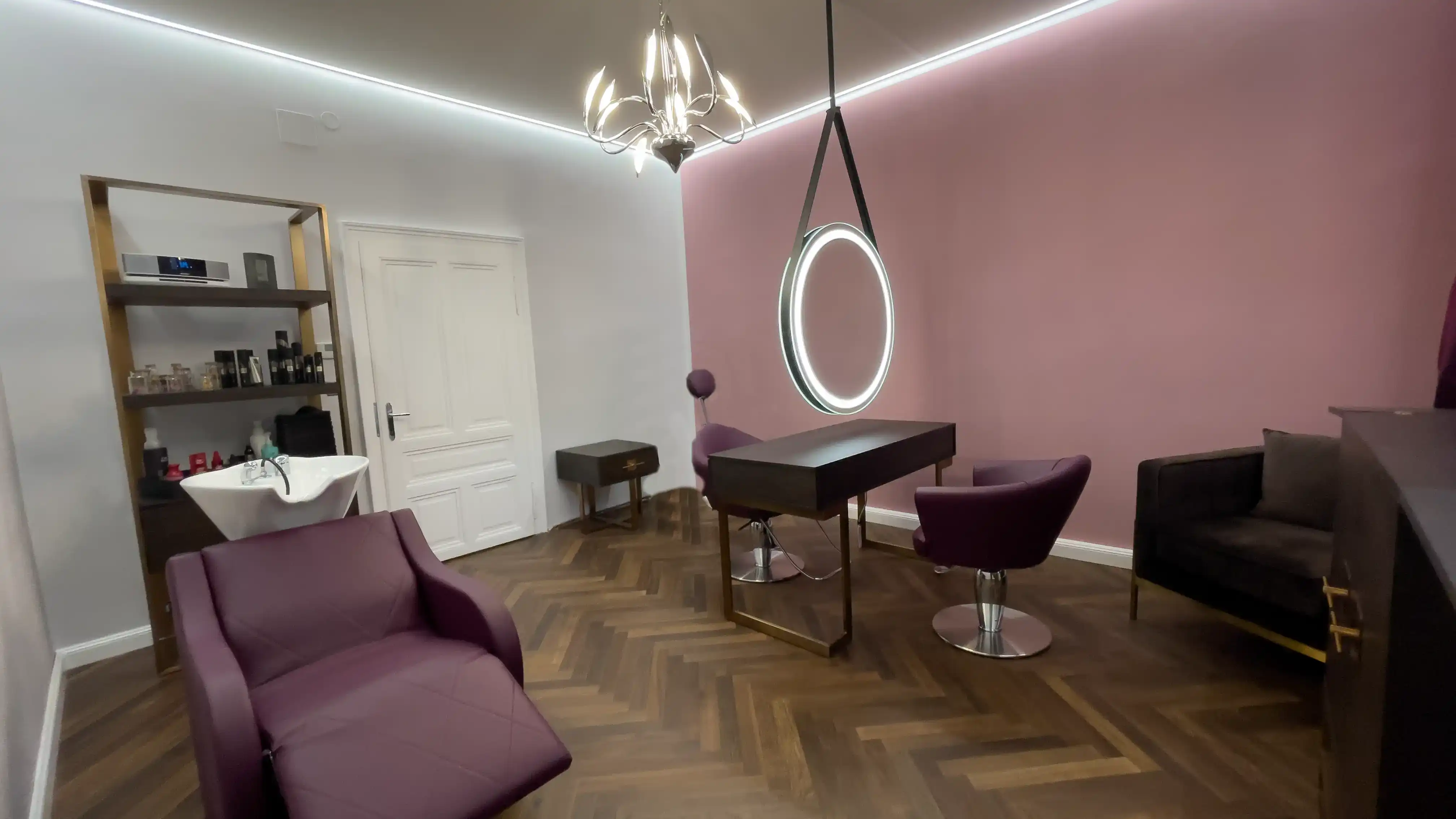 Private Hairdresser Vienna near UNO City